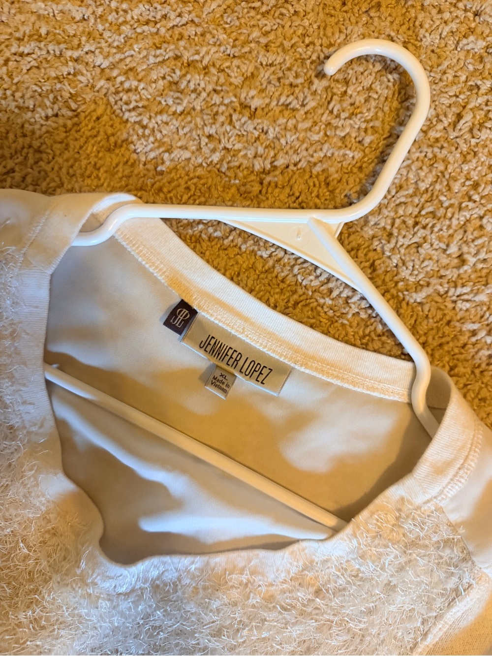 Jennifer Lopez Cream Fuzzy Full Sleeve Crop Top